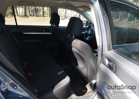 2013 Subaru Outback 2.5I Premium from USA, damaged, VIN 4S4BRCBC7D3202731